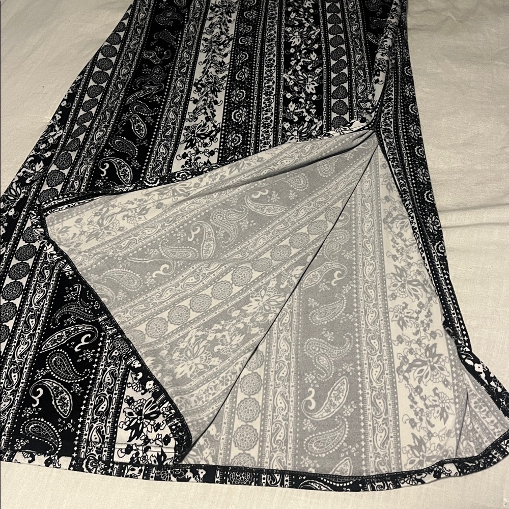 Black & White Patterned Midi Skirt